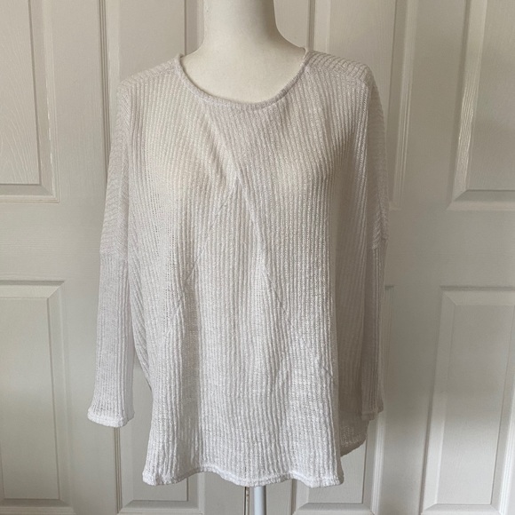 Like New Open Weave Dolman Sweater - Picture 1 of 5